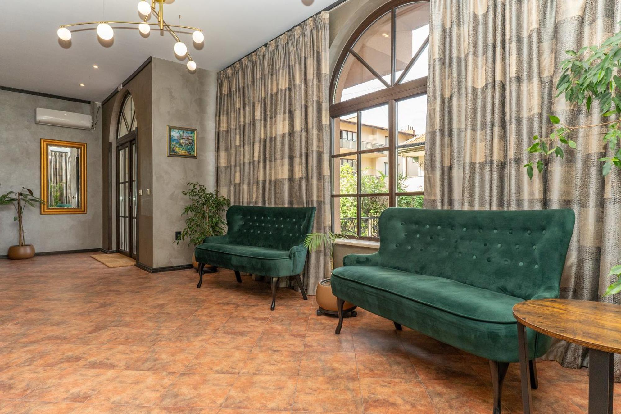Hotel Demetra Berkovitsa Exterior photo